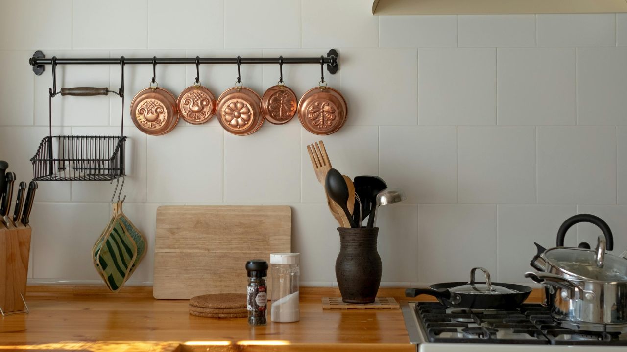 Kitchen Classics Caesarstone for a Timeless Modern Kitchen