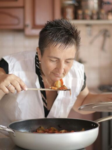 10 Easy Home Cooking Tips for Busy Families